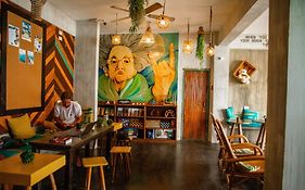 Happiness Hostel El Nido